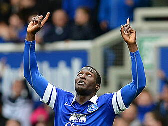 Everton sail through Europa Le...